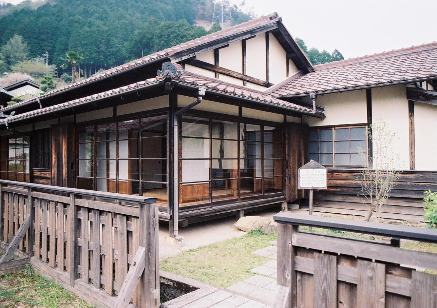 Japan's Oldest Remaining Company Housing Asago